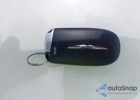 2017 Chrysler 300C z USA, uszkodzony, nr VIN 2C3CCAEG2HH586809